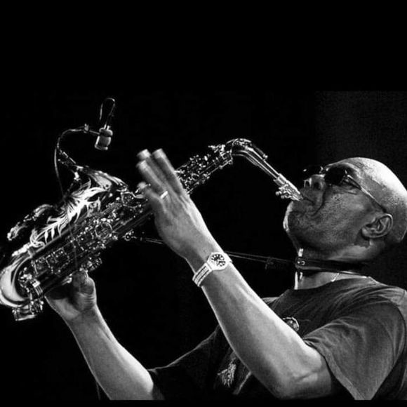 Meet your Posher, Emilia - Picture 1 of 1